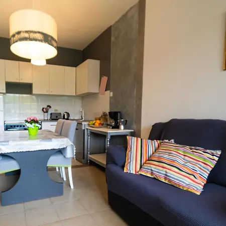 With A Parking Space - 14581 Appartement Labin (Istria)